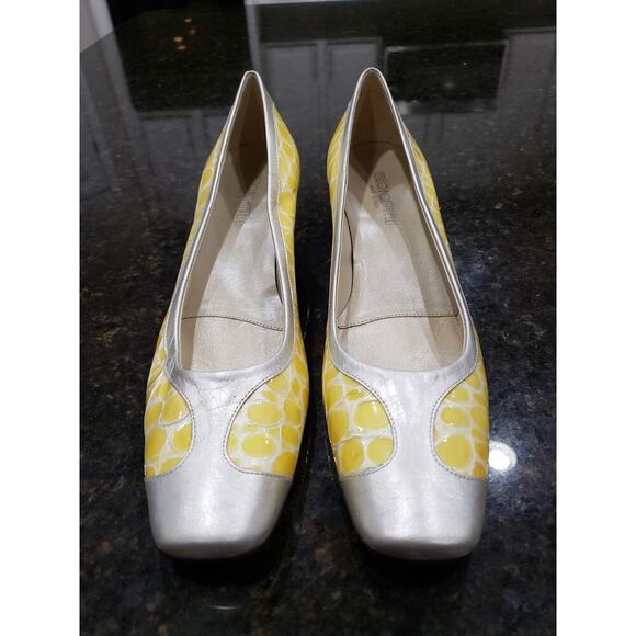 Renzo Fontanelli Virgin Pump Women's Size 12 AAA Gray Leather Block Heel Pull On - Picture 2 of 12